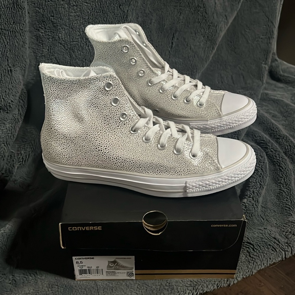 Brand New Women’s Converse Hi Tops